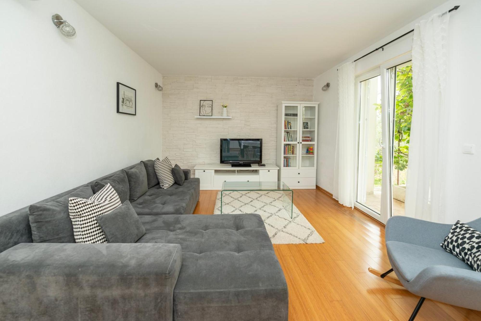 Apartment Paula Трогир Экстерьер фото